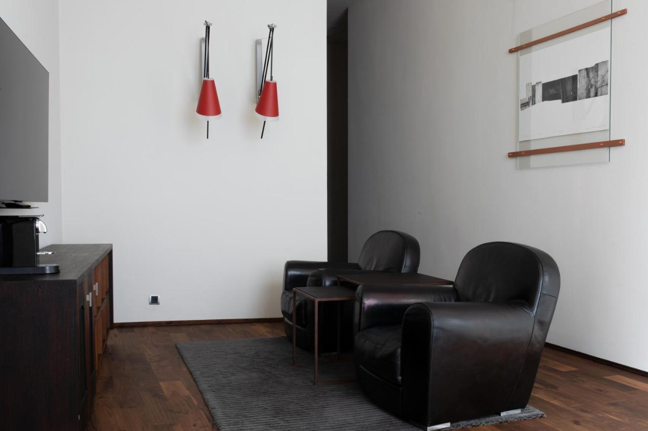 Hotel Monopol Wroclaw Luaran gambar Wall lights