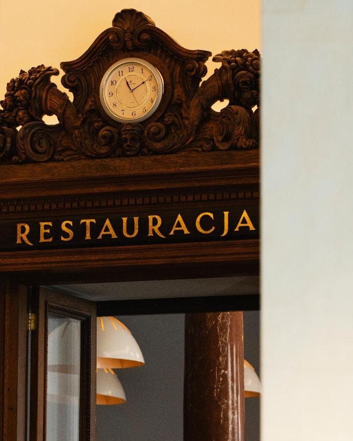 Hotel Monopol Wroclaw Luaran gambar Restauracja sign