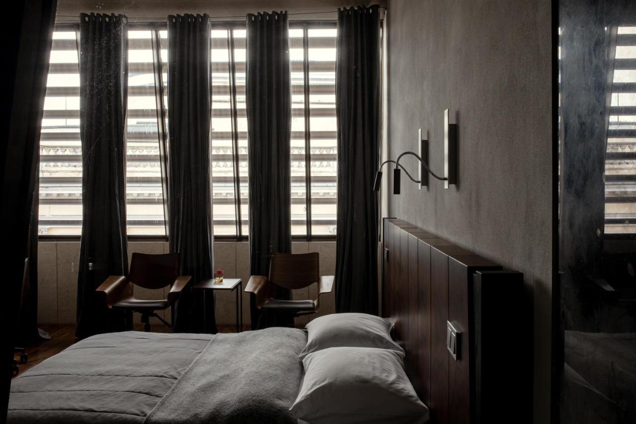 Hotel Monopol Wroclaw Luaran gambar A room at the Hotel