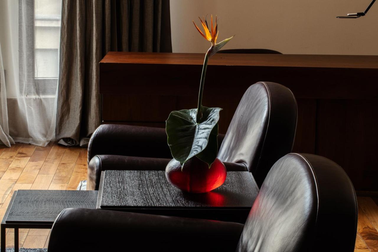 Hotel Monopol Wroclaw Luaran gambar Bird of Paradise flower
