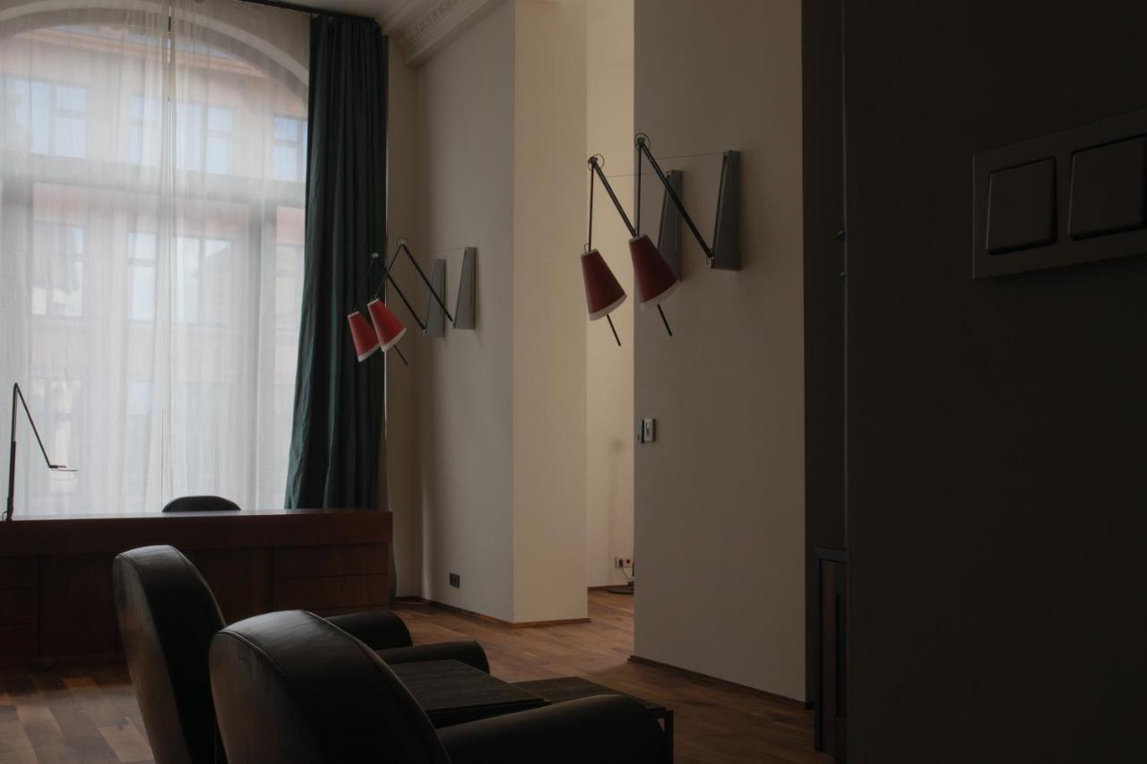 Hotel Monopol Wroclaw Luaran gambar A room in the German National Museum of Music