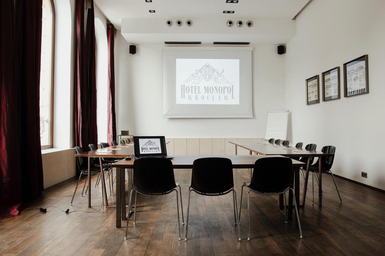 Hotel Monopol Wroclaw Luaran gambar The Institute's library