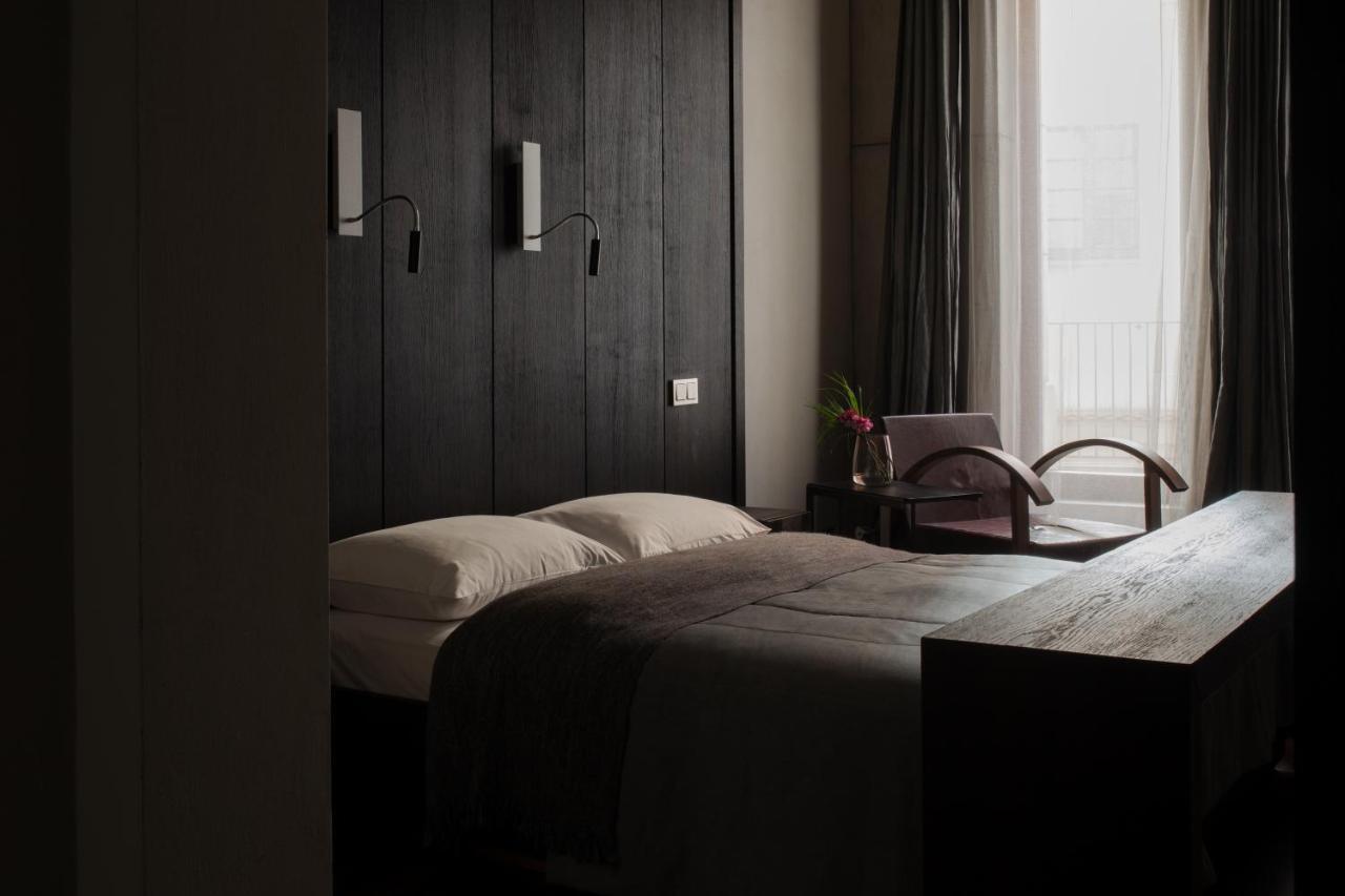 Hotel Monopol Wroclaw Luaran gambar A room at the Hotel
