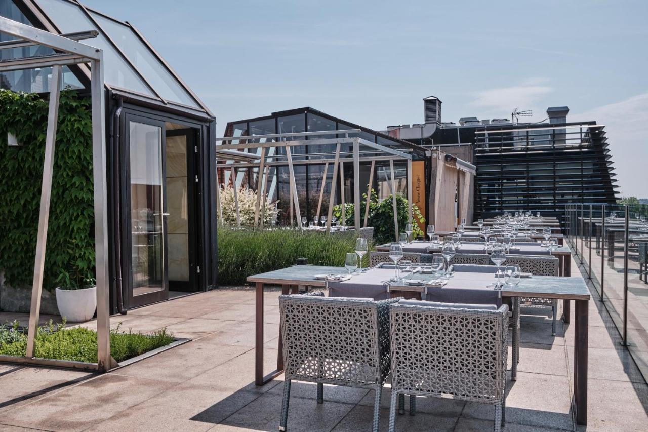 Hotel Monopol Wroclaw Luaran gambar The rooftop terrace